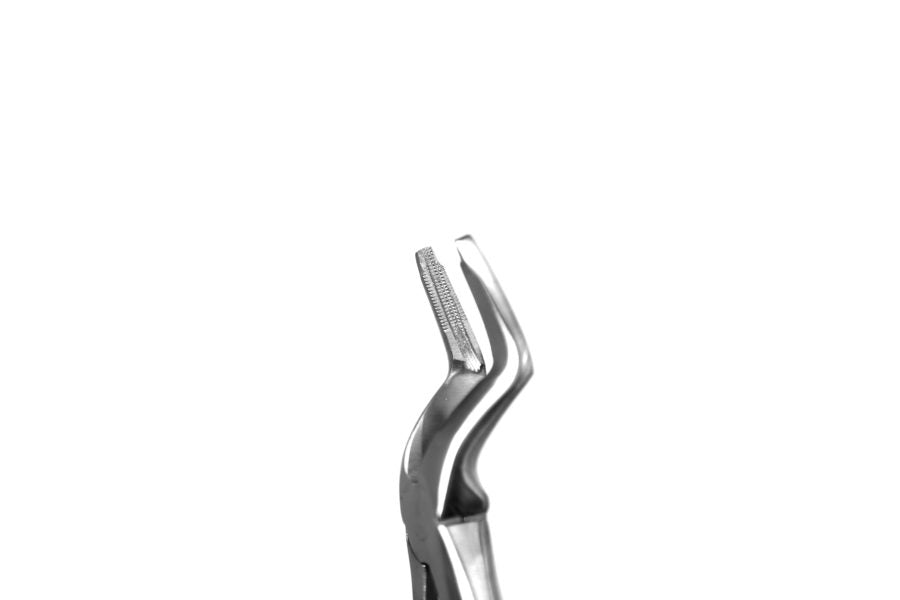 Tooth  Extraction Forceps  No.131  Upper Roots (S29.04) - SS WHITE
